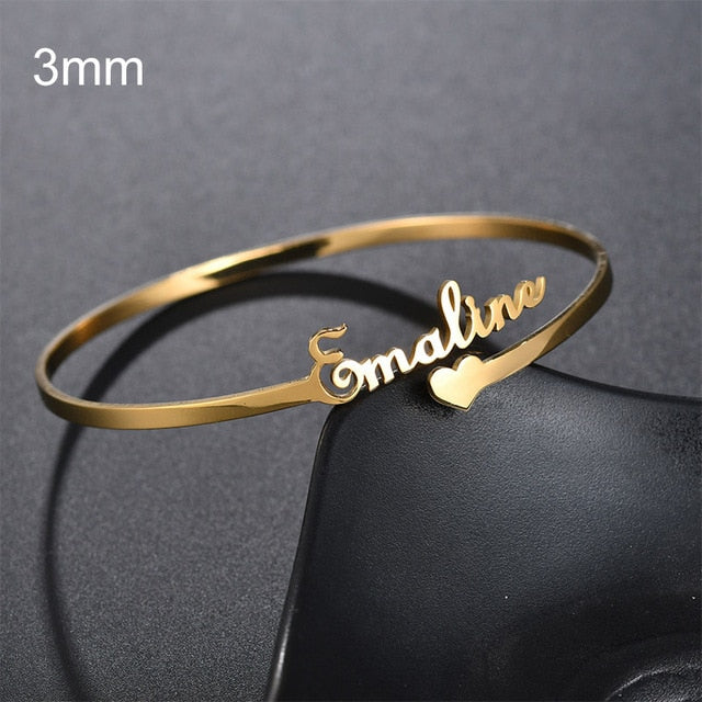 Personalized Nameplate Bracelet