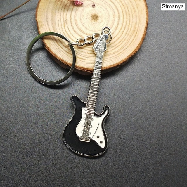 New Dice Key Chain Metal Personality Dice Poker Soccer Guitar  Model Alloy Keychain Gift Car Key Ring 17045