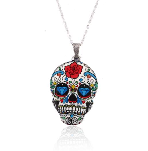 Vintage Skeleton Skull Pendant Necklacee